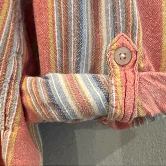 American Eagle button down size Small - Picture 3 of 4